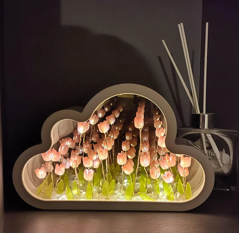 Cloud Tulip Lamp